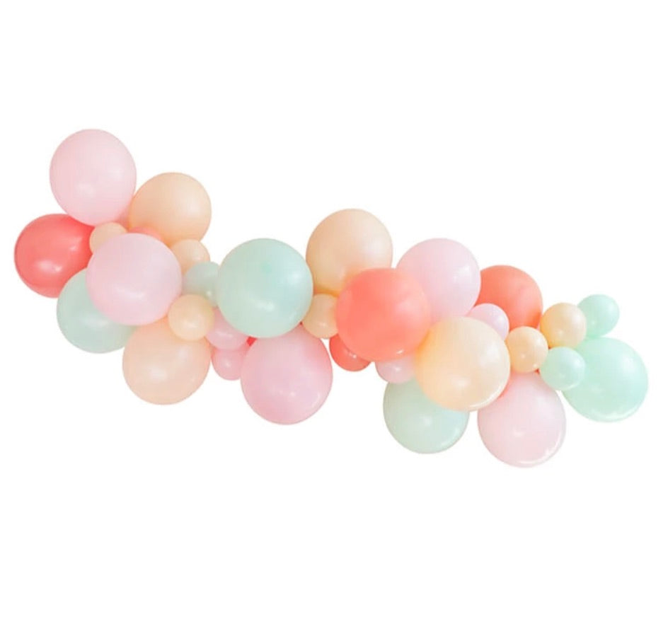 arco di palloncini - rosa pastello e nudo – Funny Bunny